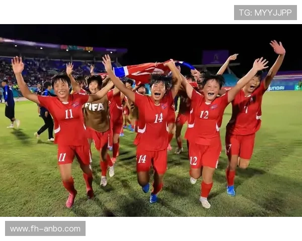 中国足球队全新阵容亮相，备战世界杯预选赛目标明确，球迷期待突破历史纪录