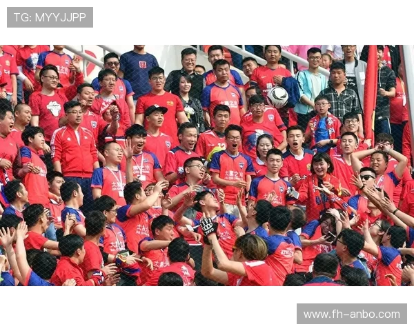 中超联赛激战正酣，各队新援闪耀赛场，争冠形势愈发紧张